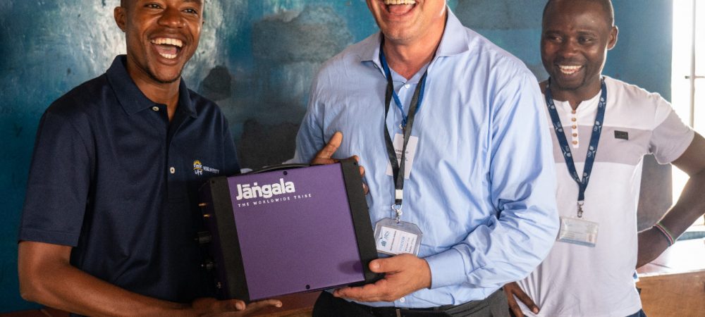 Lenovo partners with Jangala to connect education centres for refugees